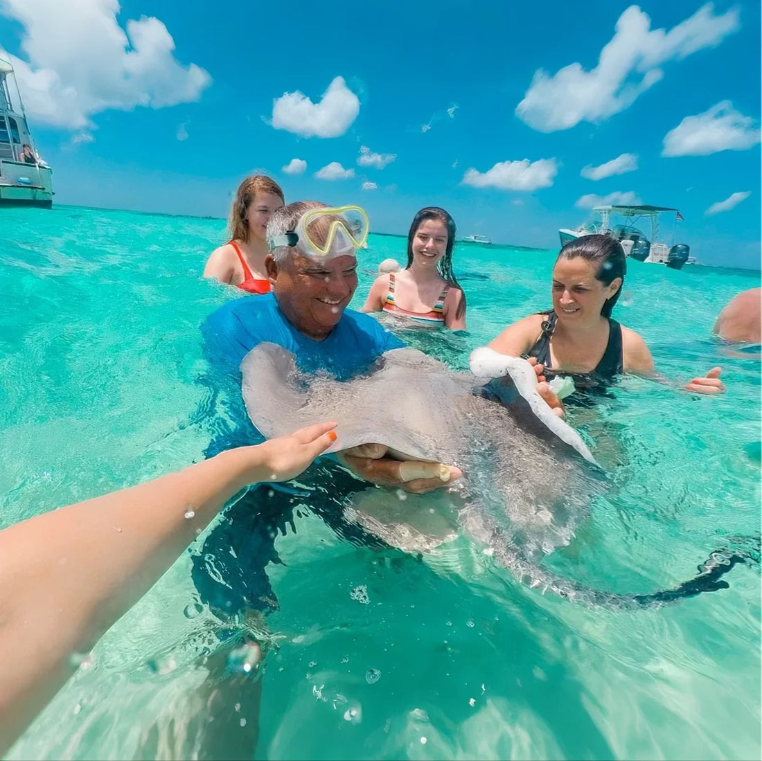 GIBBS CAY STINGRAY TOUR /W RUM PUNCH